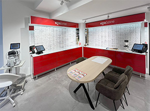 Eyelove XL: keuze uit 450 monturen!